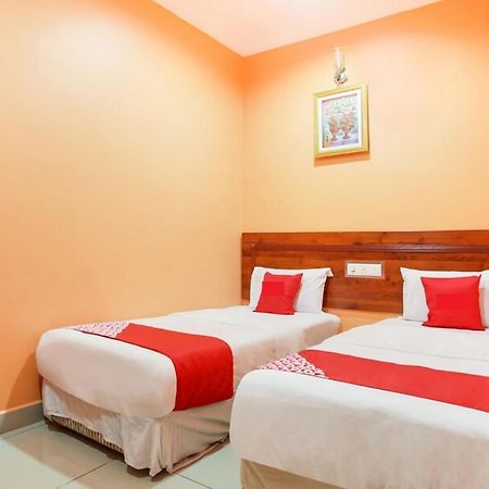 Bercam Times Inn Hotel Ипох Екстериор снимка