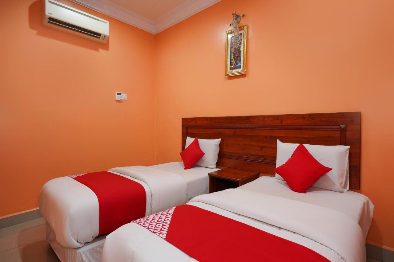 Bercam Times Inn Hotel Ипох Екстериор снимка