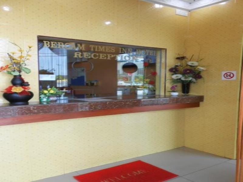 Bercam Times Inn Hotel Ипох Екстериор снимка